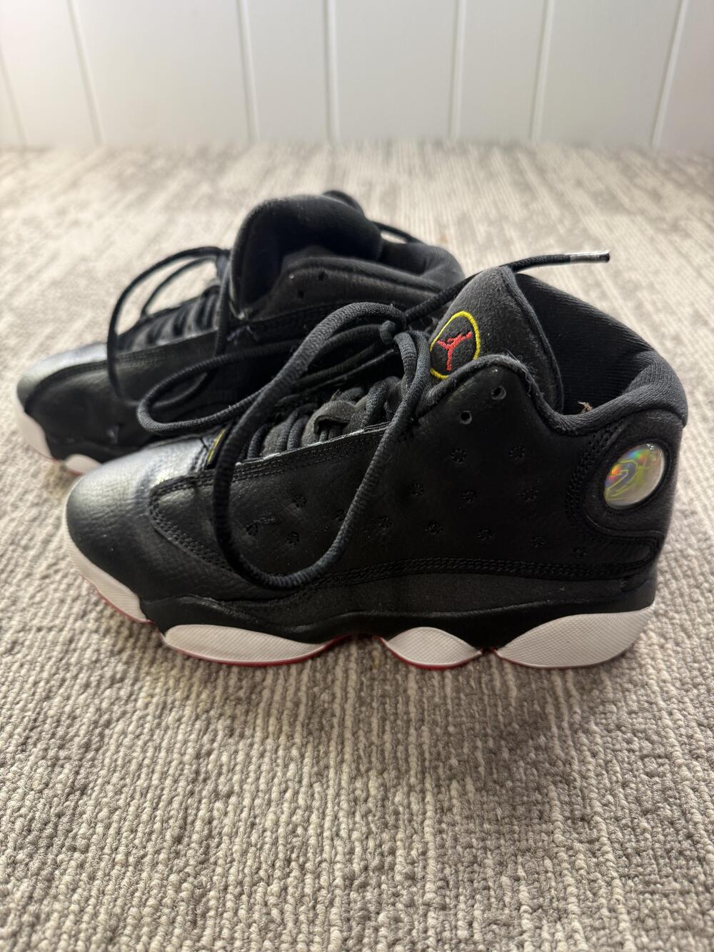 Jordan Air Jordan 13 Retro Shoes Youth Size 1.5Y Black Red Sneakers DJ3005-062